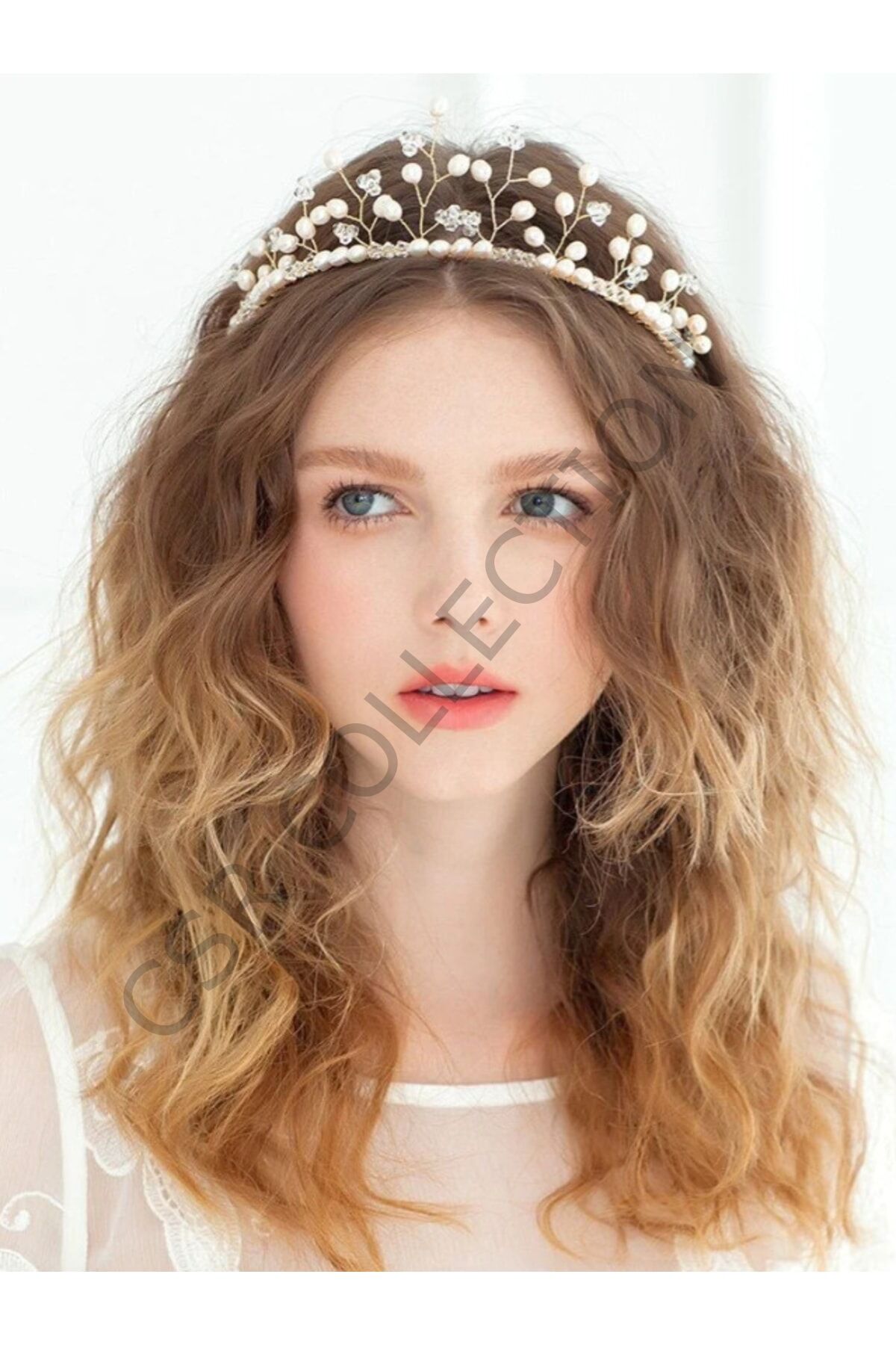 Kristal Ve Cam Incili El Yapımı Taç ekru - Tek Ebat