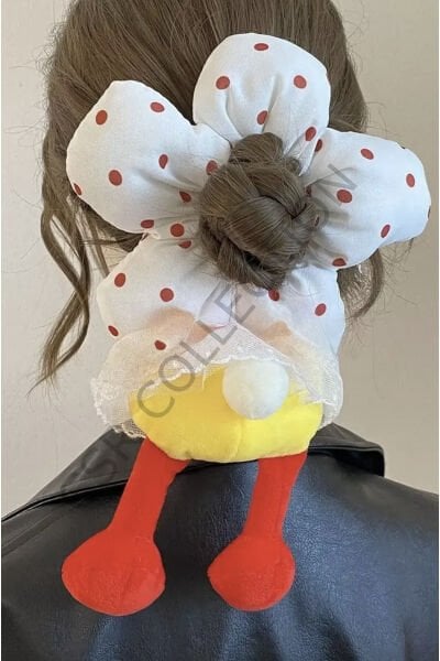 Peluş figürlü papatya puf toka