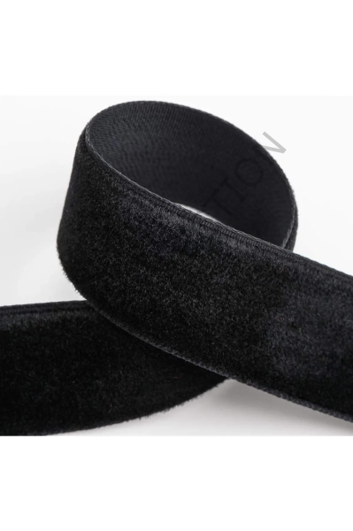 5 cm kalınlığında siyah kadife kurdele