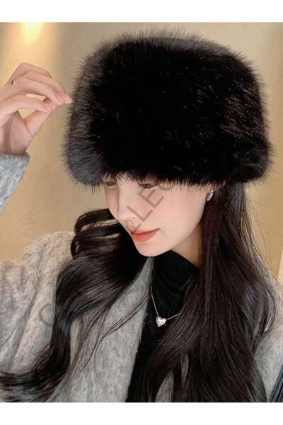 Siyah Renk Peluş Şapka